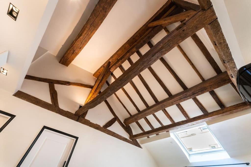 Appartement Grand Place Des Vosges, Marais/bastille Parijs
